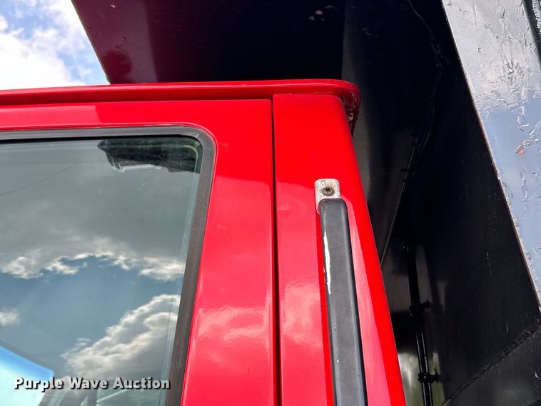 image for item EK3098 1998 Ford LT8501 dump truck