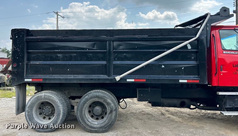 image for item EK3098 1998 Ford LT8501 dump truck