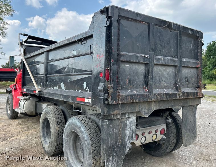 image for item EK3098 1998 Ford LT8501 dump truck