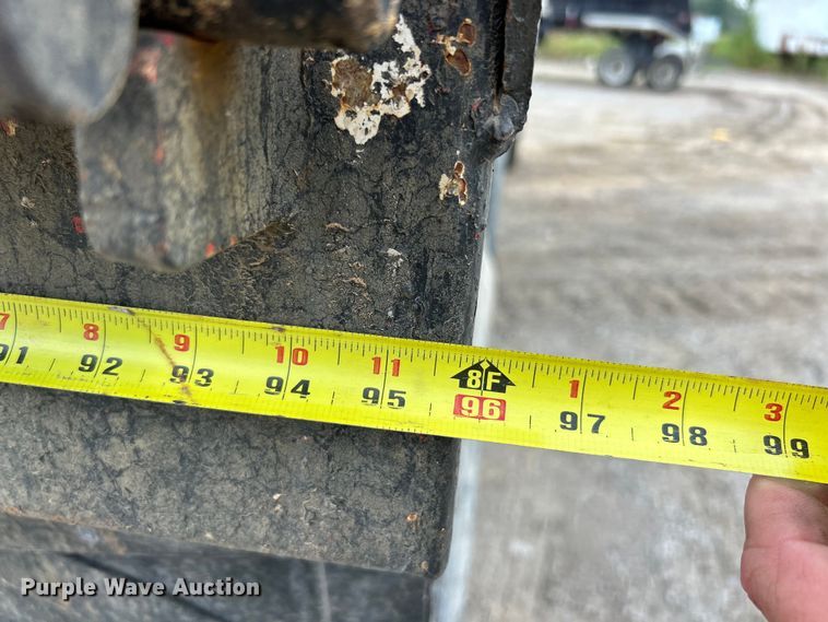 image for item EK3098 1998 Ford LT8501 dump truck