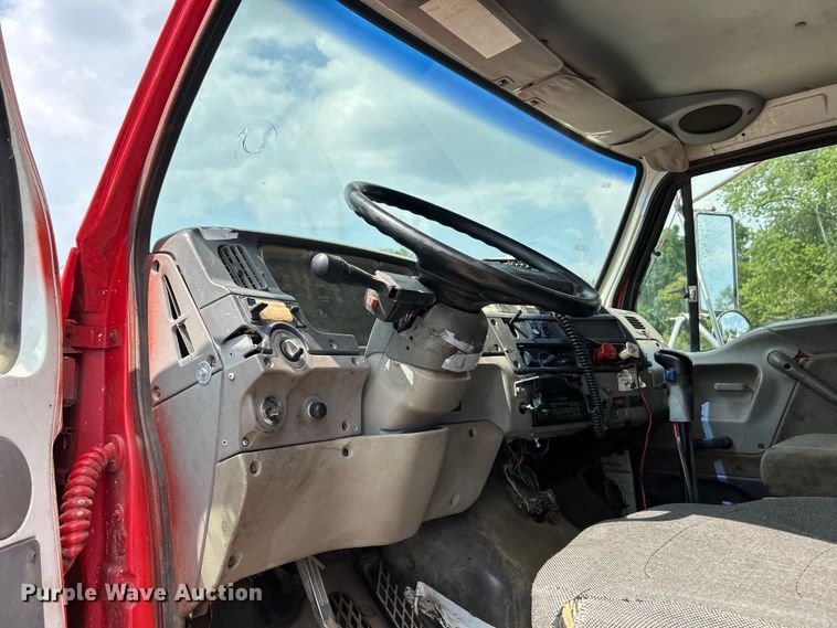 image for item EK3098 1998 Ford LT8501 dump truck