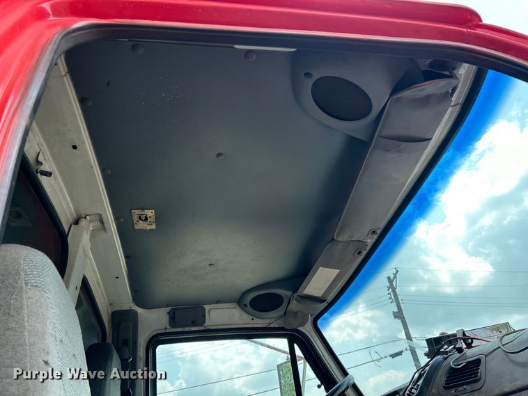 image for item EK3098 1998 Ford LT8501 dump truck