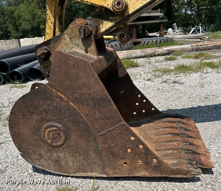 image for item EK3212 1998 Komatsu PC150LC-6K excavator