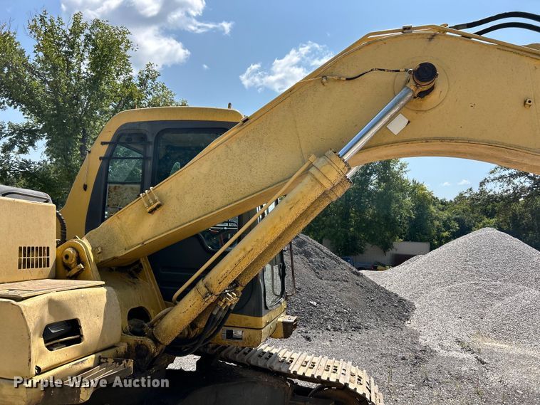 image for item EK3212 1998 Komatsu PC150LC-6K excavator