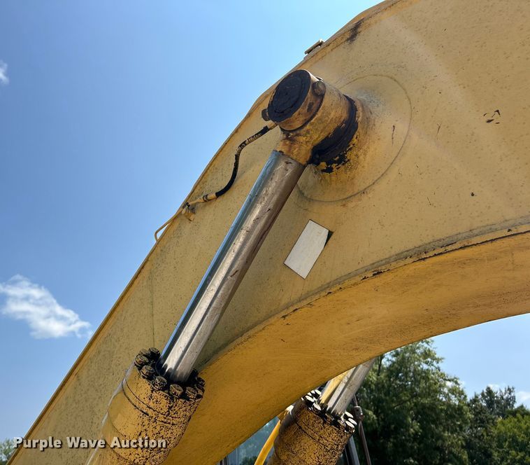 image for item EK3212 1998 Komatsu PC150LC-6K excavator