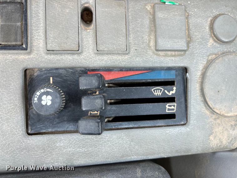 image for item EK3212 1998 Komatsu PC150LC-6K excavator