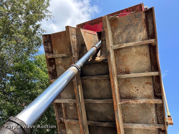 image for item EK3215 1994 Ford L8000 dump truck