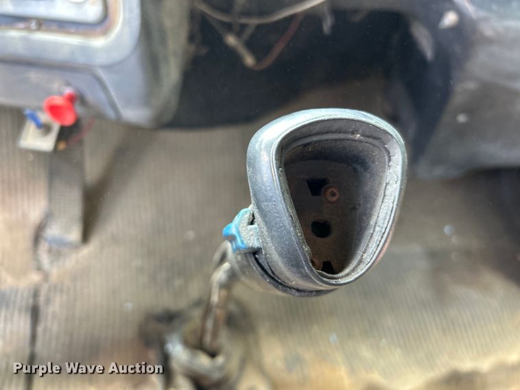 image for item EK3215 1994 Ford L8000 dump truck