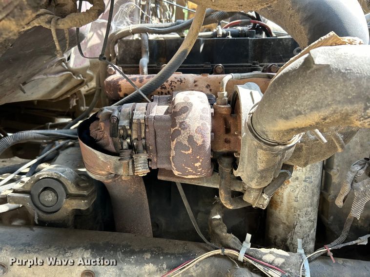 image for item EK3215 1994 Ford L8000 dump truck