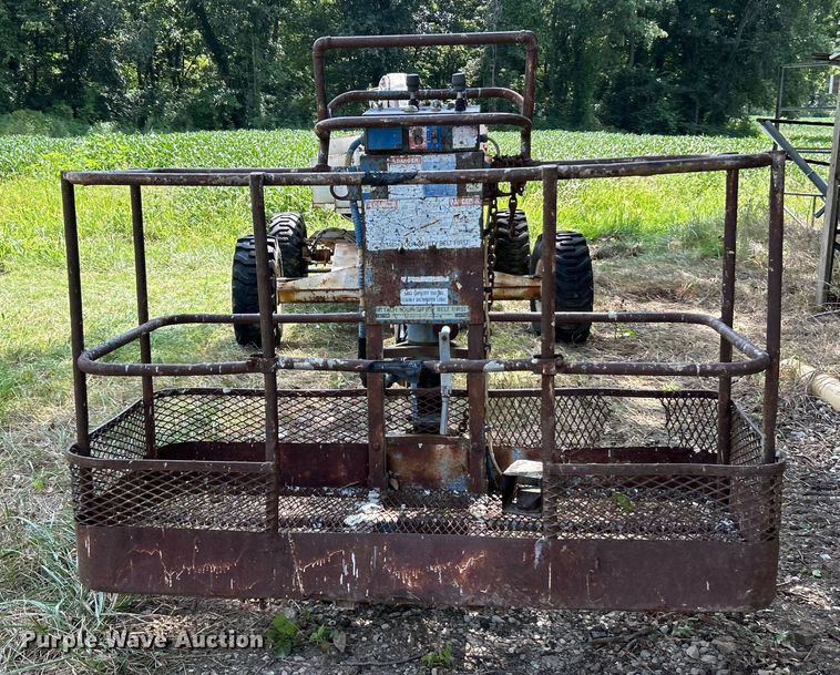 image for item EK3216 Marklift 40 4X4 boom lift