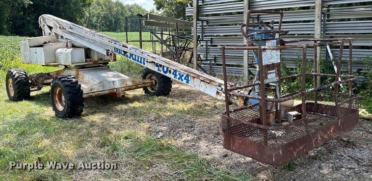 image for item EK3216 Marklift 40 4X4 boom lift