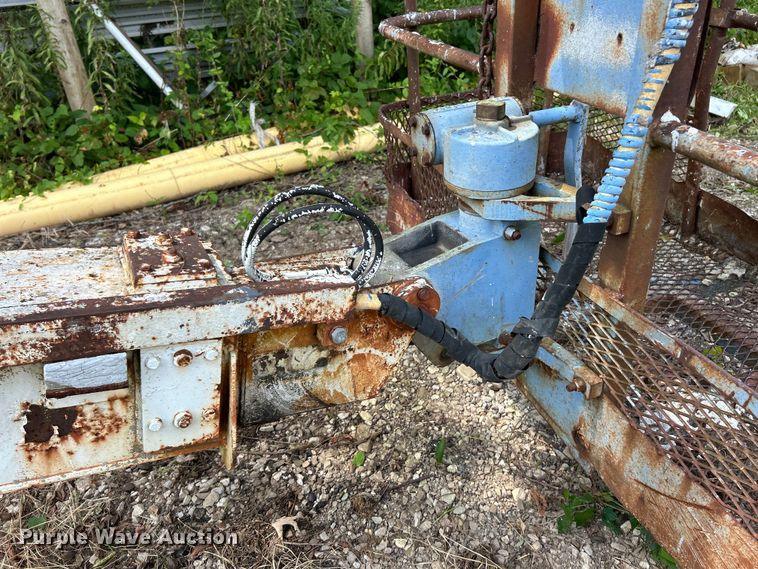 image for item EK3216 Marklift 40 4X4 boom lift