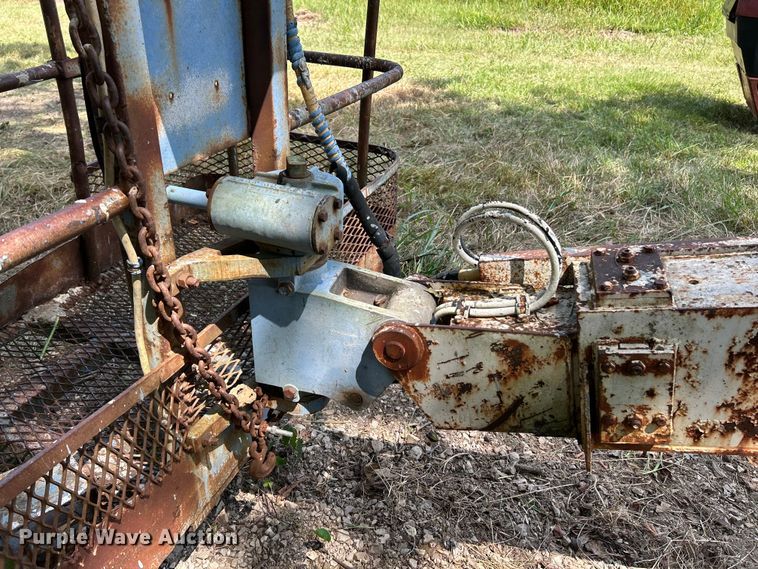 image for item EK3216 Marklift 40 4X4 boom lift