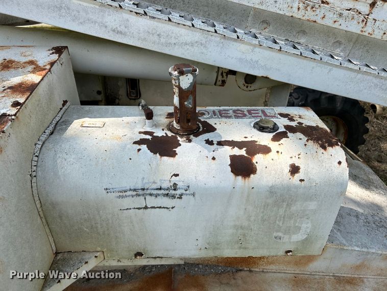 image for item EK3216 Marklift 40 4X4 boom lift