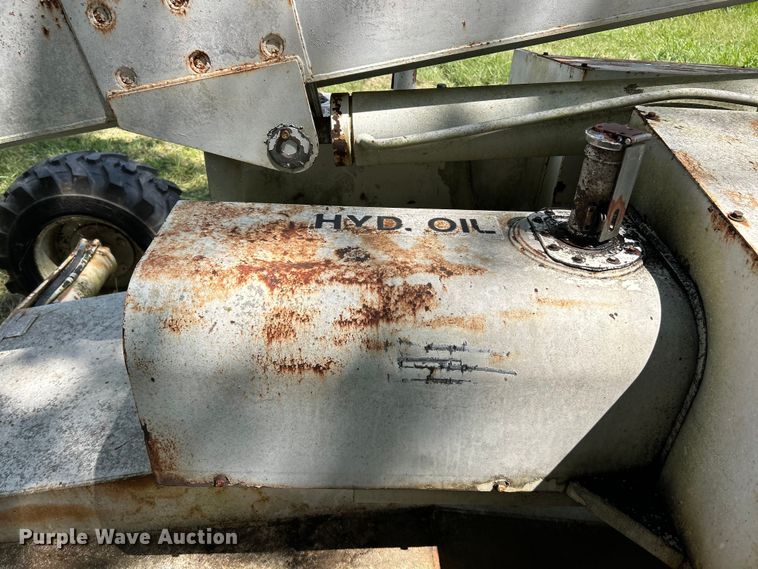 image for item EK3216 Marklift 40 4X4 boom lift