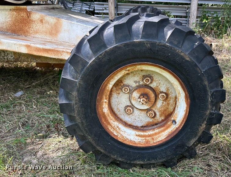 image for item EK3216 Marklift 40 4X4 boom lift