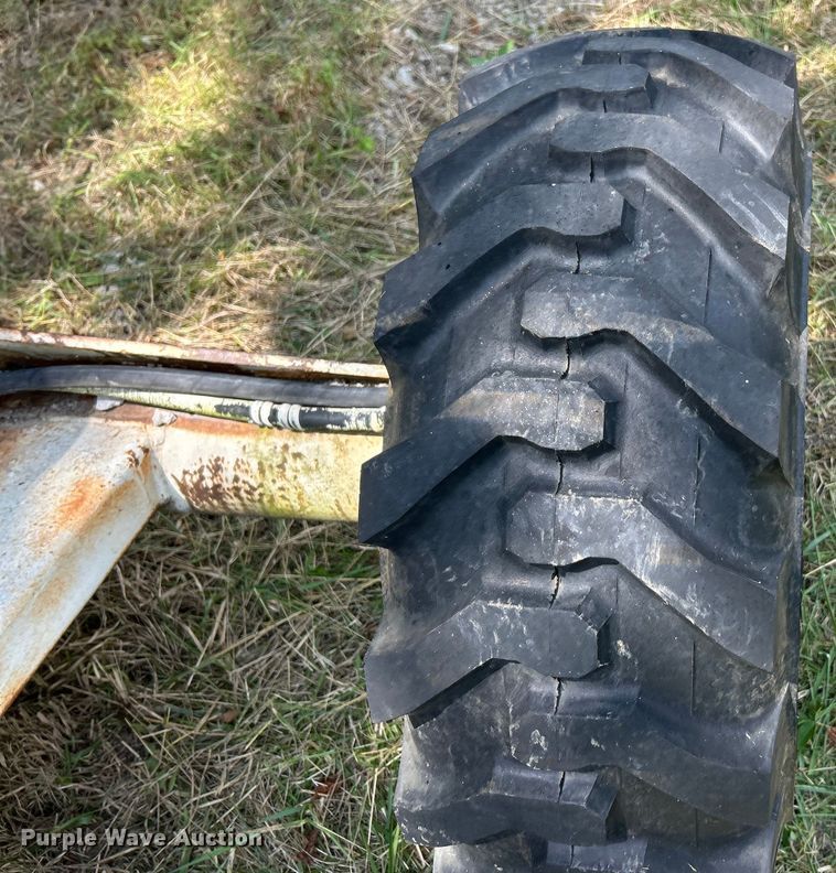 image for item EK3216 Marklift 40 4X4 boom lift