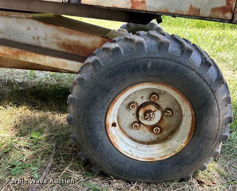 image for item EK3216 Marklift 40 4X4 boom lift