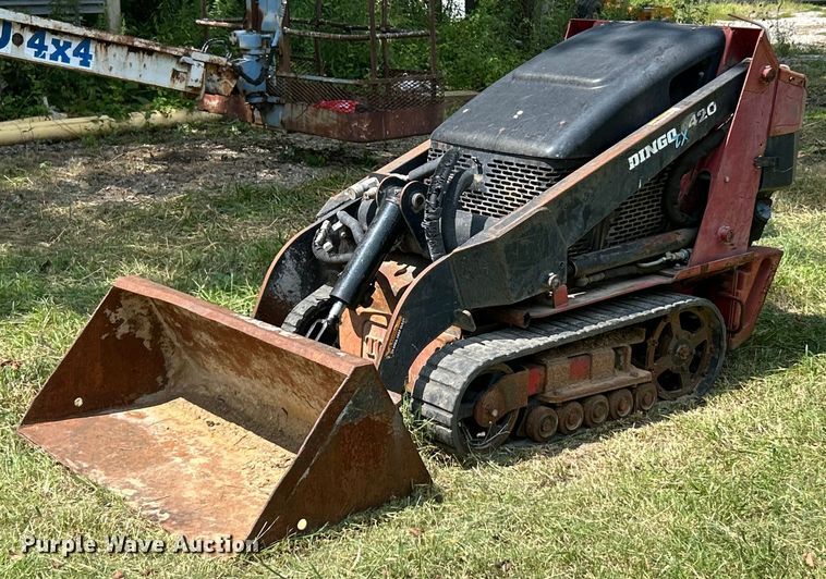 image for item EK3217 2001 Toro  Dingo TX420 compact utility loader