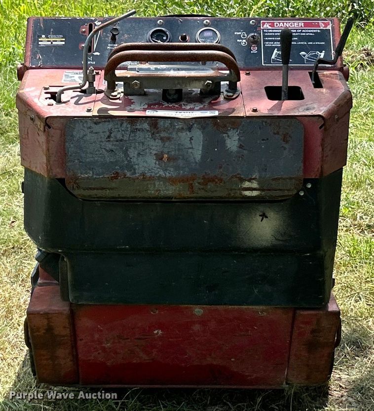 image for item EK3217 2001 Toro  Dingo TX420 compact utility loader