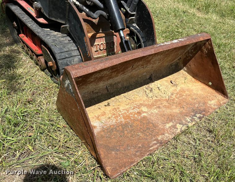image for item EK3217 2001 Toro  Dingo TX420 compact utility loader