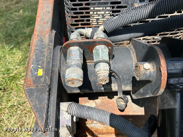 image for item EK3217 2001 Toro  Dingo TX420 compact utility loader