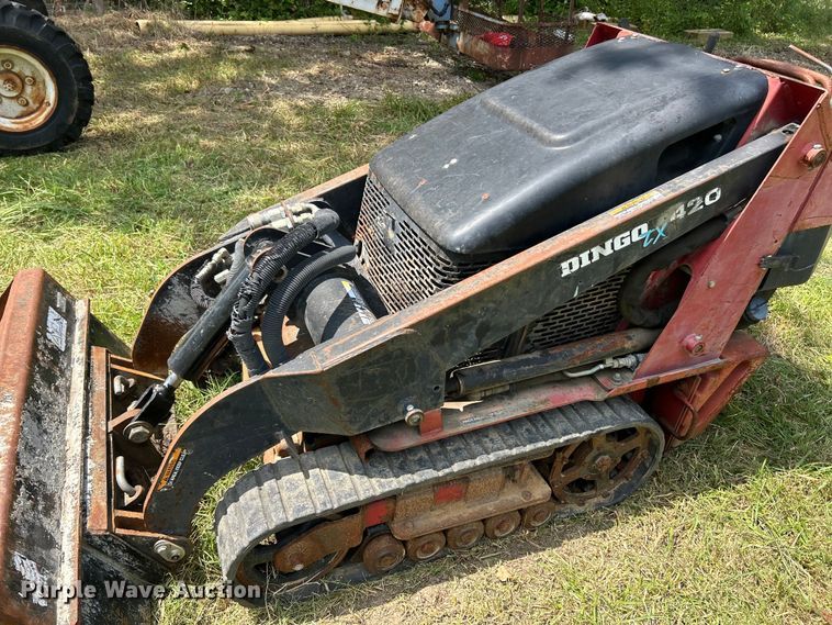 image for item EK3217 2001 Toro  Dingo TX420 compact utility loader