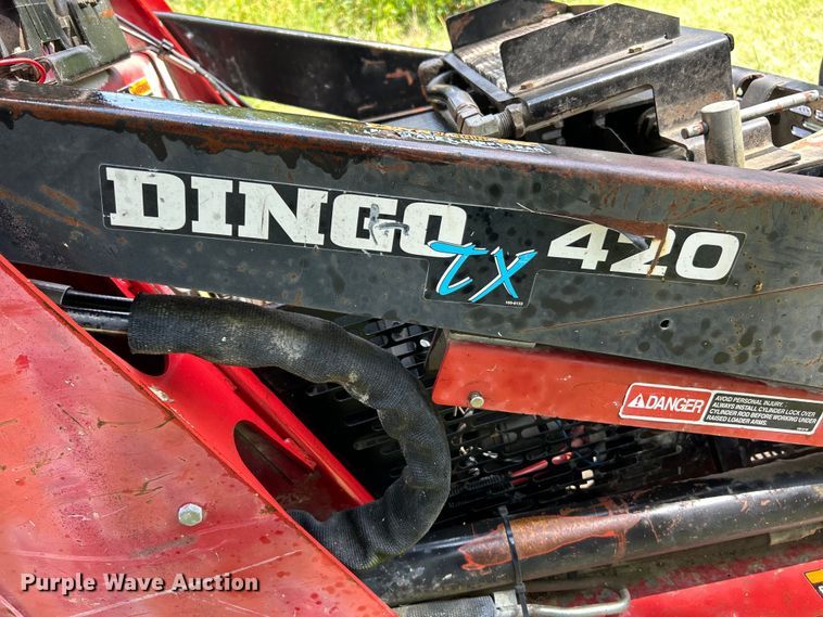 image for item EK3217 2001 Toro  Dingo TX420 compact utility loader