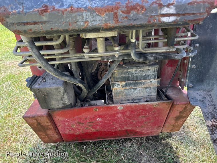 image for item EK3217 2001 Toro  Dingo TX420 compact utility loader
