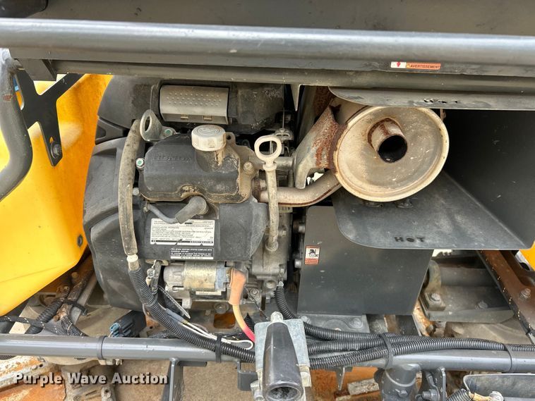 image for item EK4974 Wacker Neuson CRT36 power trowel