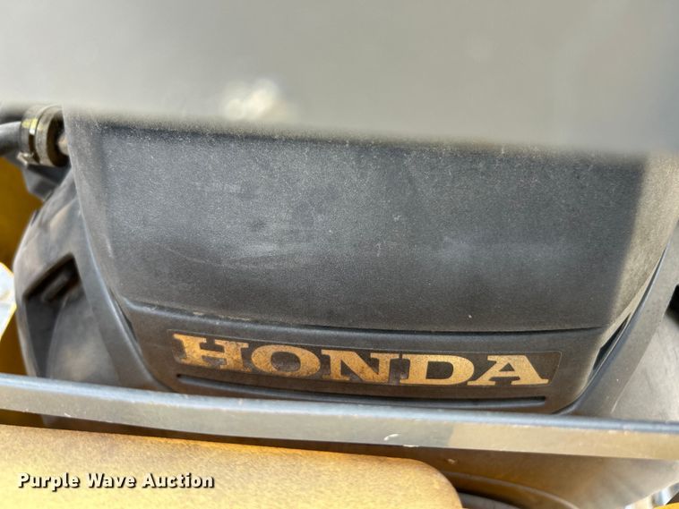 image for item EK4974 Wacker Neuson CRT36 power trowel