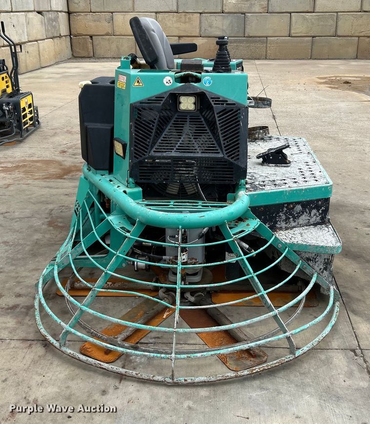 image for item EK4975 2017 Whiteman  STX6H power trowel