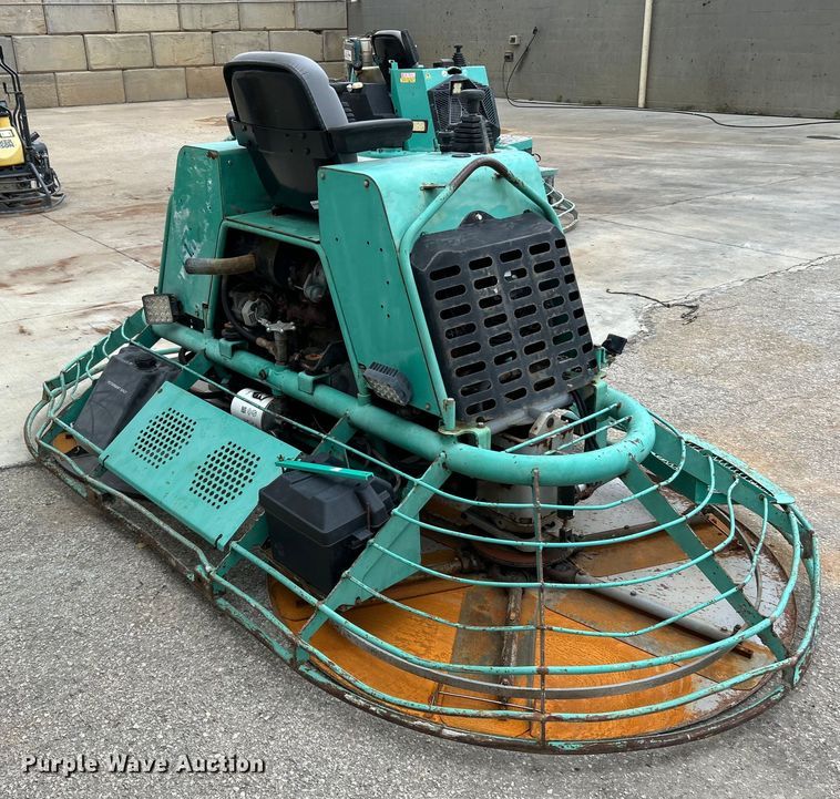 image for item EK4976 2006 Whiteman STX-55Y-6 power trowel