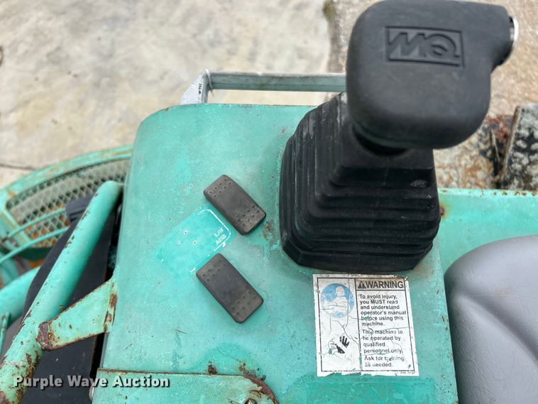 image for item EK4976 2006 Whiteman STX-55Y-6 power trowel