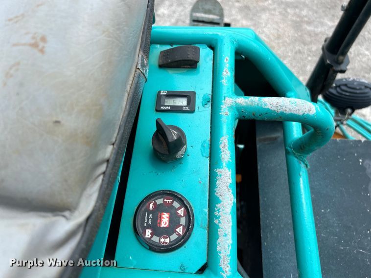 image for item EK4982 2017 Whiteman HHNG5 power trowel