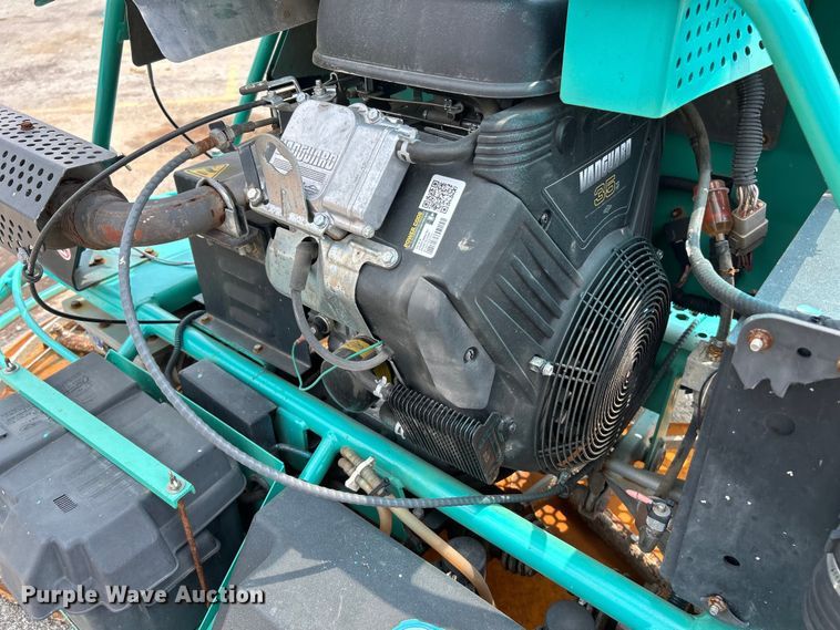 image for item EK4982 2017 Whiteman HHNG5 power trowel