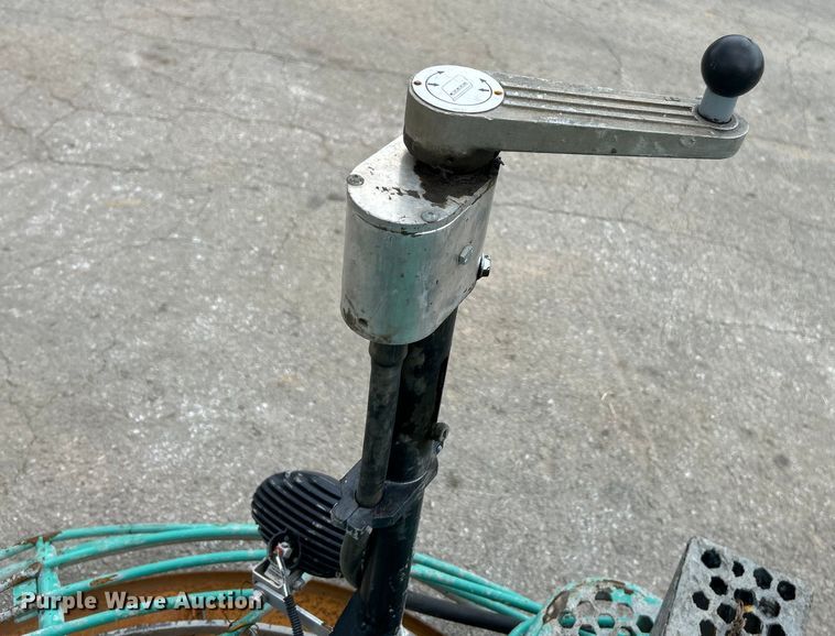 image for item EK4985 2017 Whiteman HHNG5 power trowel