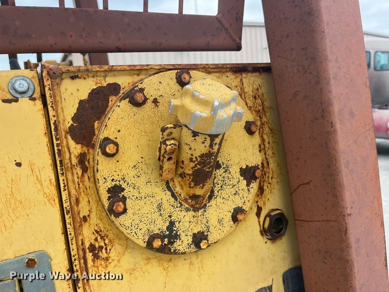 image for item EK8924 1990 Case 1155E track loader