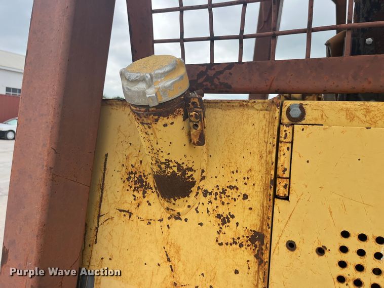 image for item EK8924 1990 Case 1155E track loader