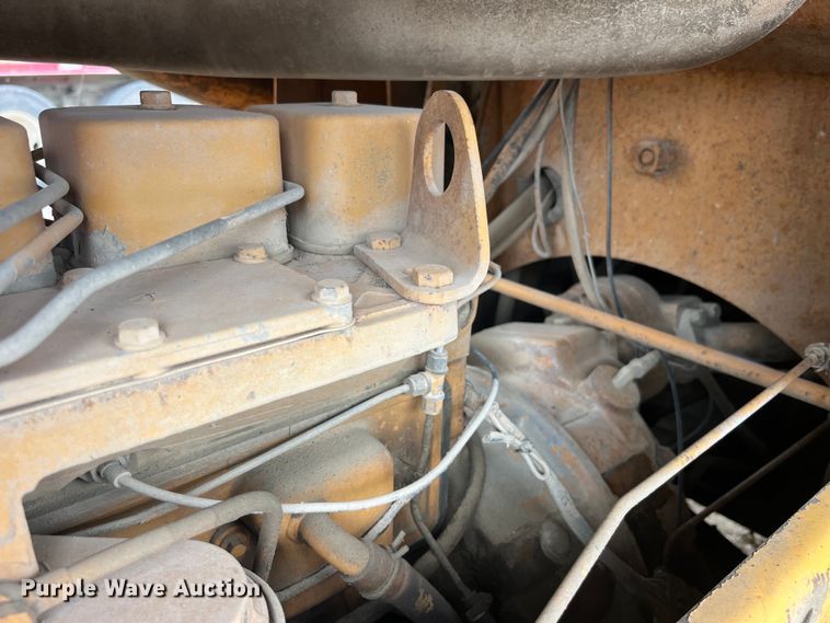 image for item EK8924 1990 Case 1155E track loader