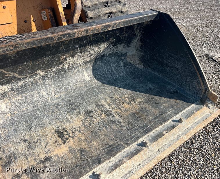 image for item EK8938 2002 Case 90XT tracked skid steer loader