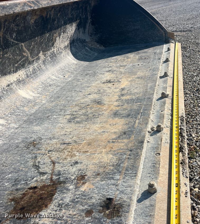 image for item EK8938 2002 Case 90XT tracked skid steer loader