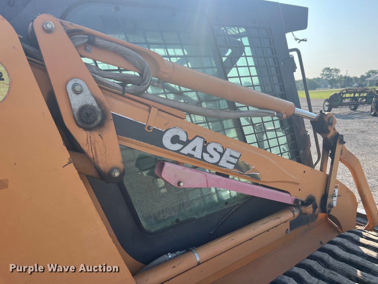 image for item EK8938 2002 Case 90XT tracked skid steer loader