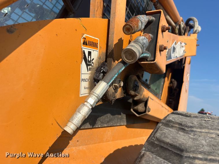 image for item EK8938 2002 Case 90XT tracked skid steer loader