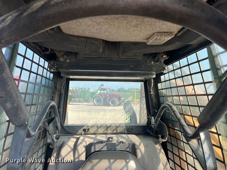 image for item EK8938 2002 Case 90XT tracked skid steer loader