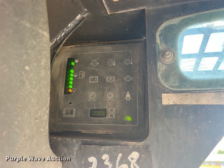 image for item EK8938 2002 Case 90XT tracked skid steer loader