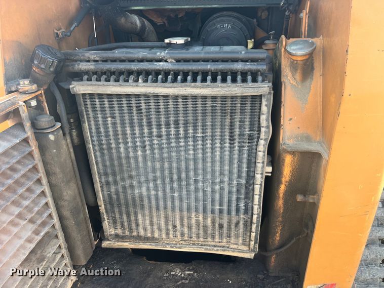 image for item EK8938 2002 Case 90XT tracked skid steer loader