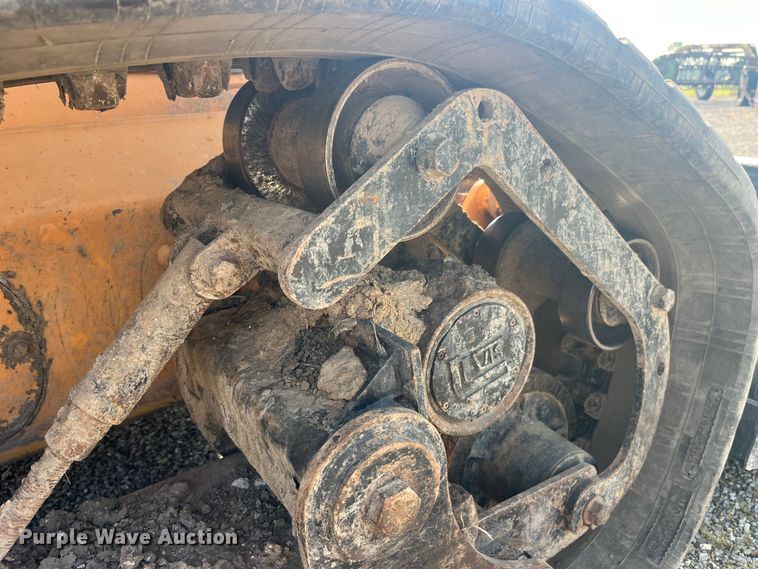 image for item EK8938 2002 Case 90XT tracked skid steer loader