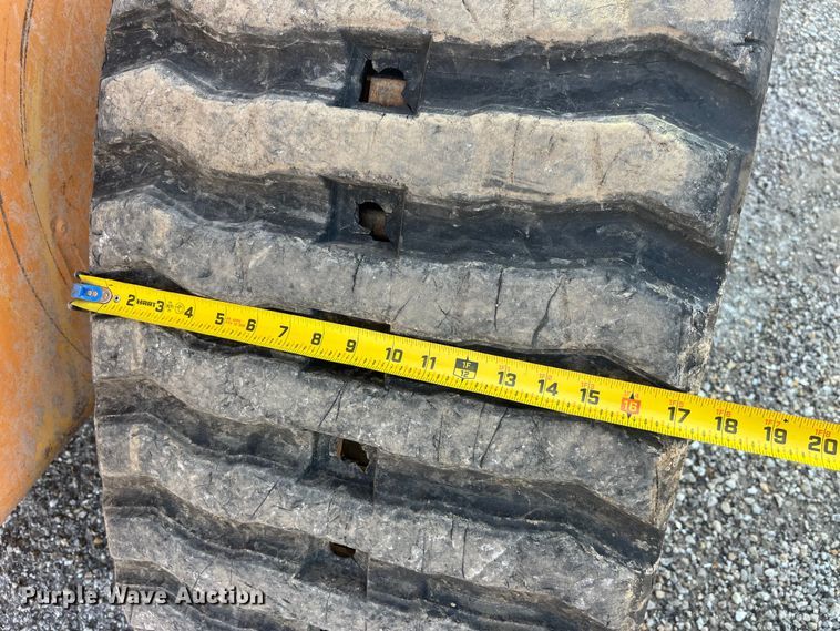 image for item EK8938 2002 Case 90XT tracked skid steer loader