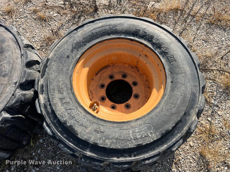 image for item EK8938 2002 Case 90XT tracked skid steer loader